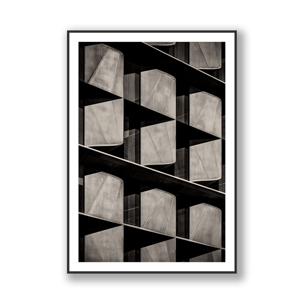 Bloomberg Fins, London - ALT BW