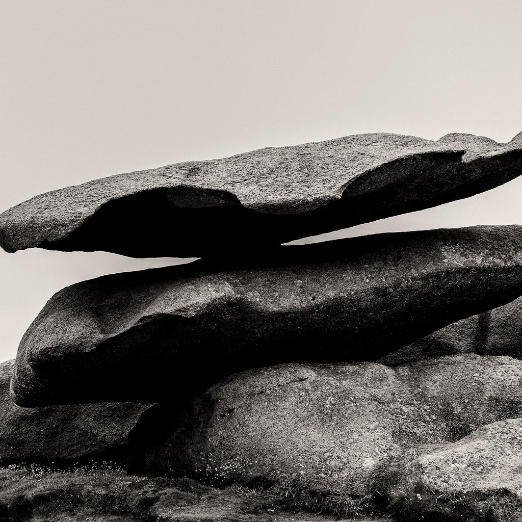 Abstract Balance VI