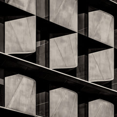 Bloomberg Fins, London - ALT BW