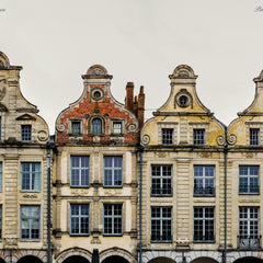 Four Houses, Arras