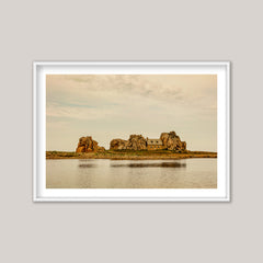 The House Between the Rocks