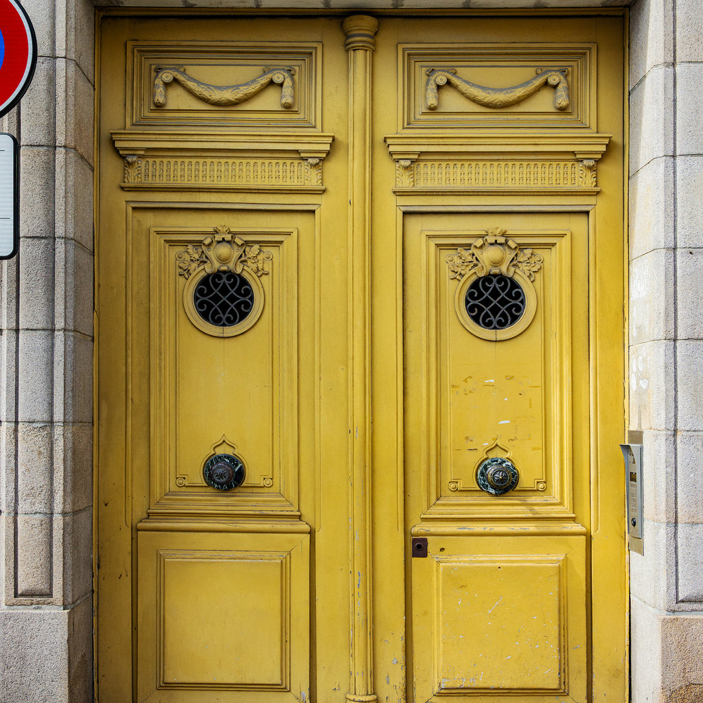 The Yellow Door - Nantes