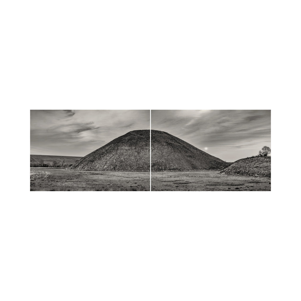 Silbury Hill: Moonrise II