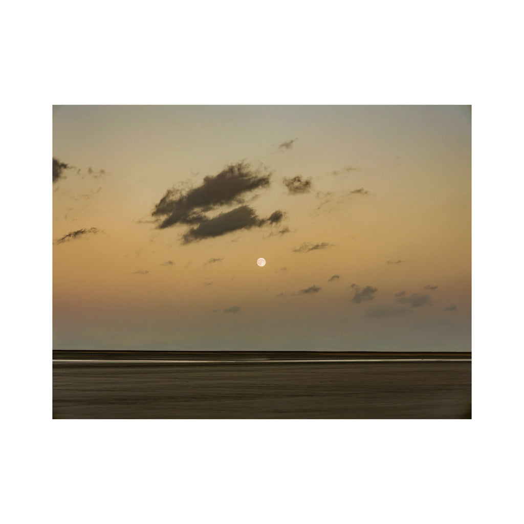 Moonrise, The Witterings — Entre Chien et Loup
